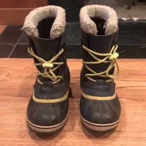 Kid’s Sorel Snow boots